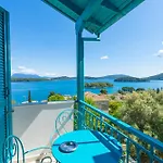 Bella Vista
