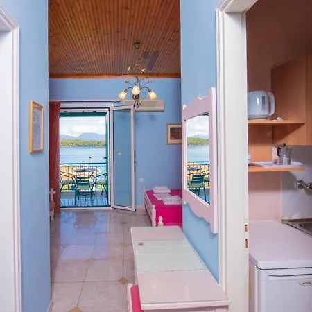 Bella Vista Apart Otel 3*