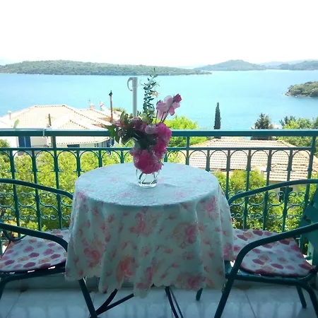 Bella Vista 3* Nydri (Lefkada)