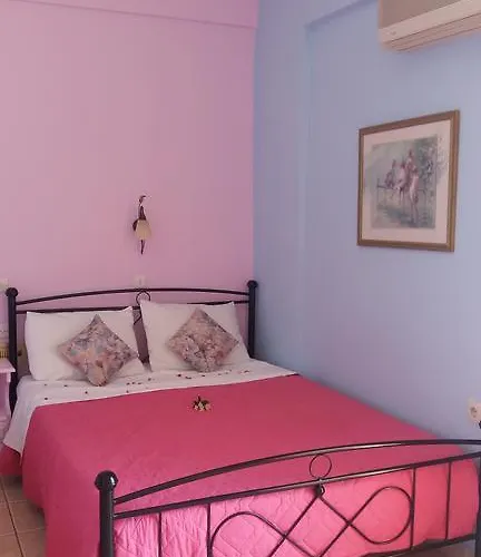 מלון דירות Bella Vista 4*